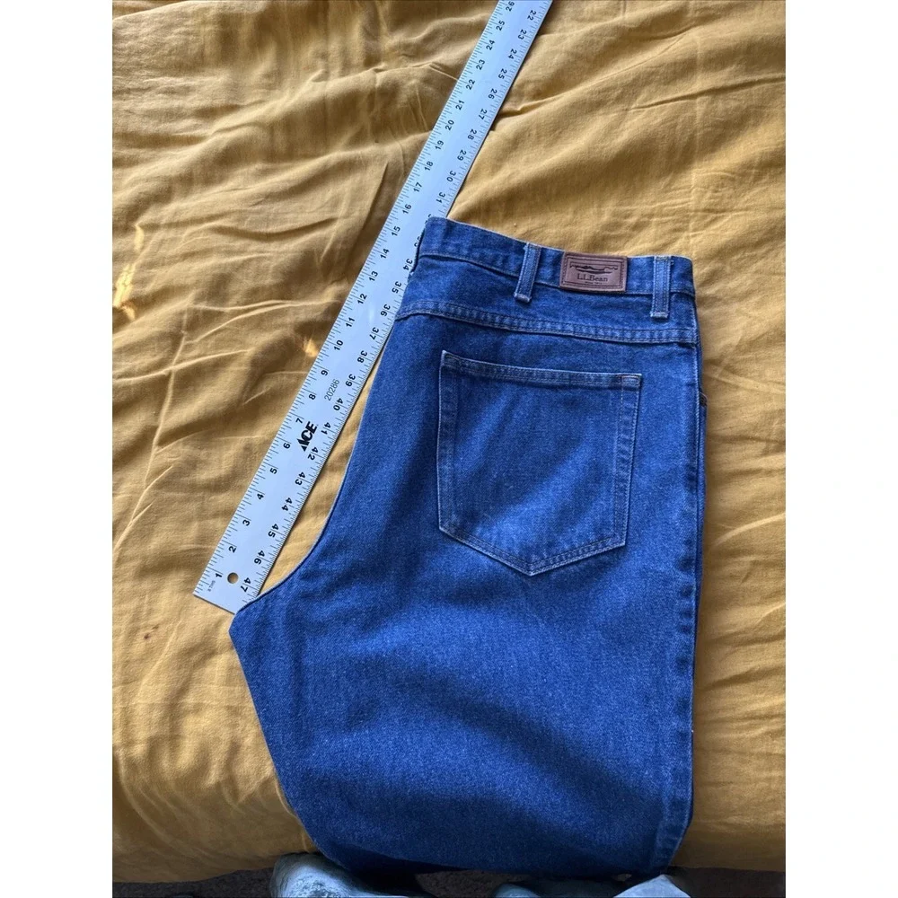 LL Bean Blue Jeans Mens 40x30 Blue Relaxed Fit Straight‎ Leg Durable Denim